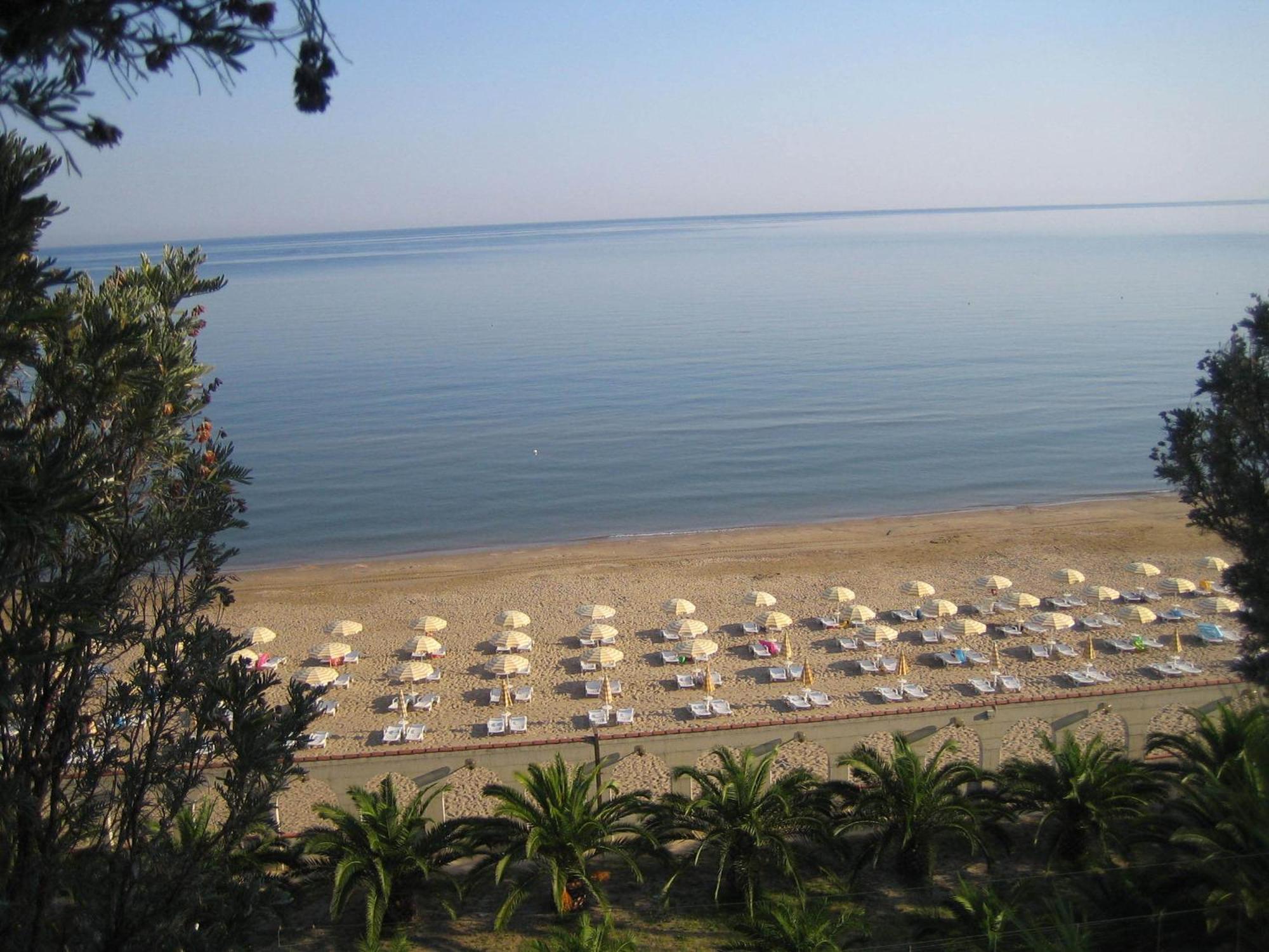 Villaggio Hotel Ripa Роди-Гарганико Экстерьер фото